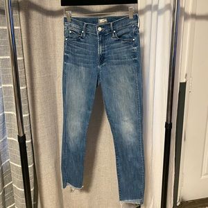 Mother Stunner Zip Ankle Step Fray in Good Girls Do
MOTHER